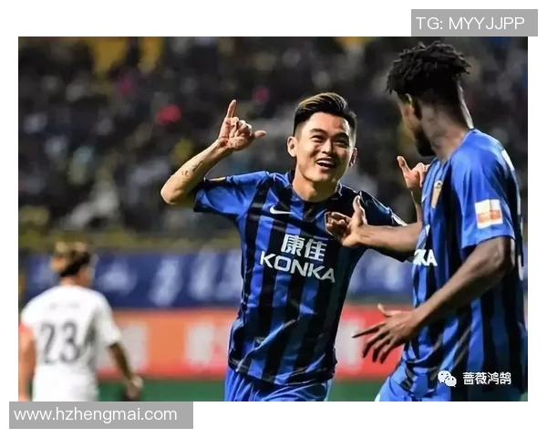 37岁足球明星重返赛场传奇生涯再续辉煌时刻 37岁足球明星重返赛场传奇生涯再续辉煌时刻