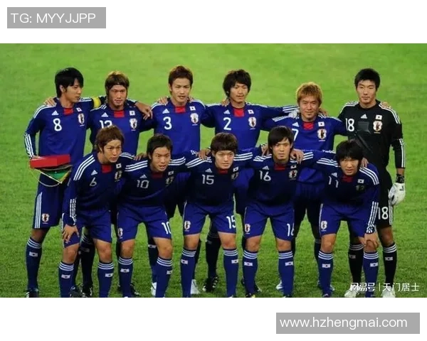 深圳足球队荣登足球团队协作排行榜第二名展现团队精神与实力 深圳足球队荣登足球团队协作排行榜第二名展现团队精神与实力