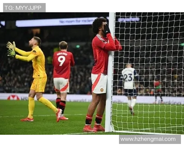 足球明星贝尔滑趴引发热议球迷热情高涨期待新赛季表现 足球明星贝尔滑趴引发热议球迷热情高涨期待新赛季表现